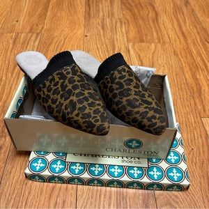 Charleston Shoe Company Leopard Print Slide Mule “Blakely” | Size 6 EU 37